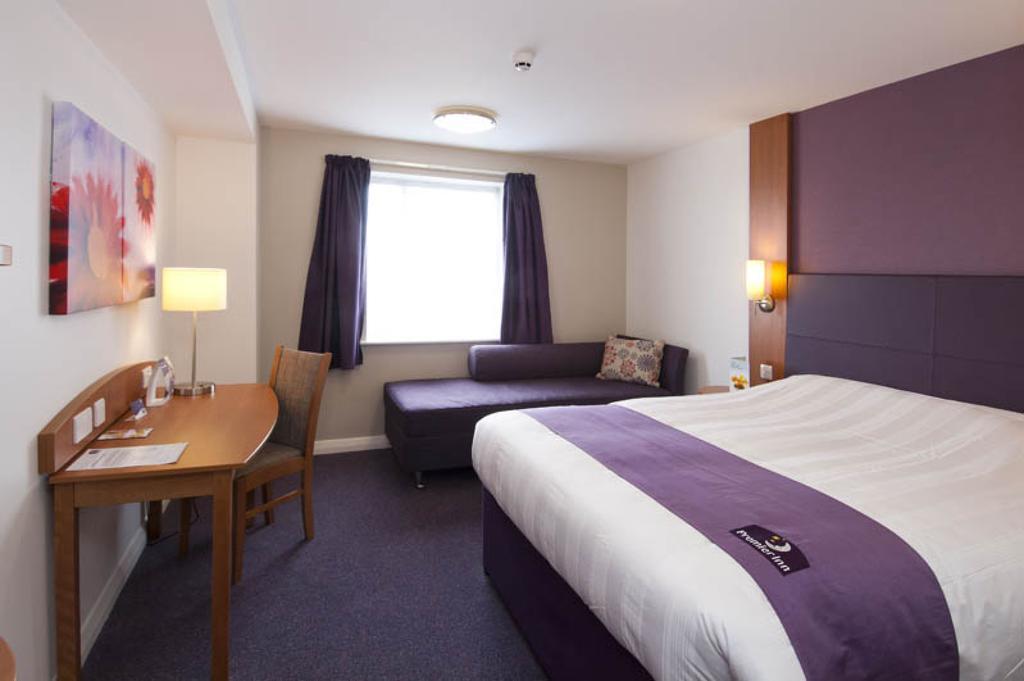 Premier Inn Dover East Oda fotoğraf