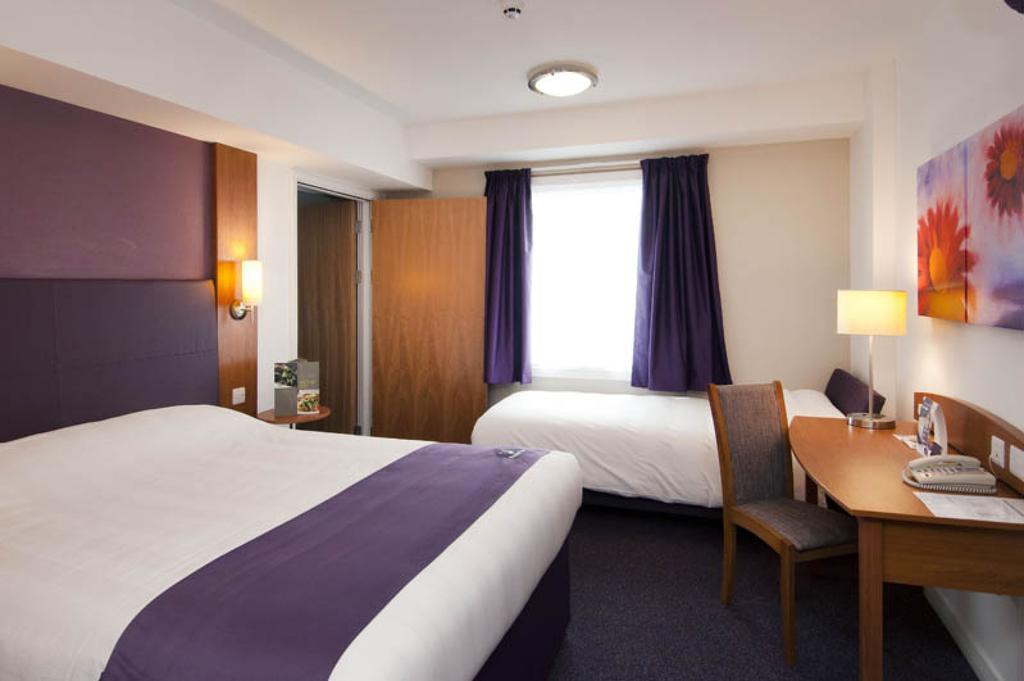 Premier Inn Dover East Oda fotoğraf