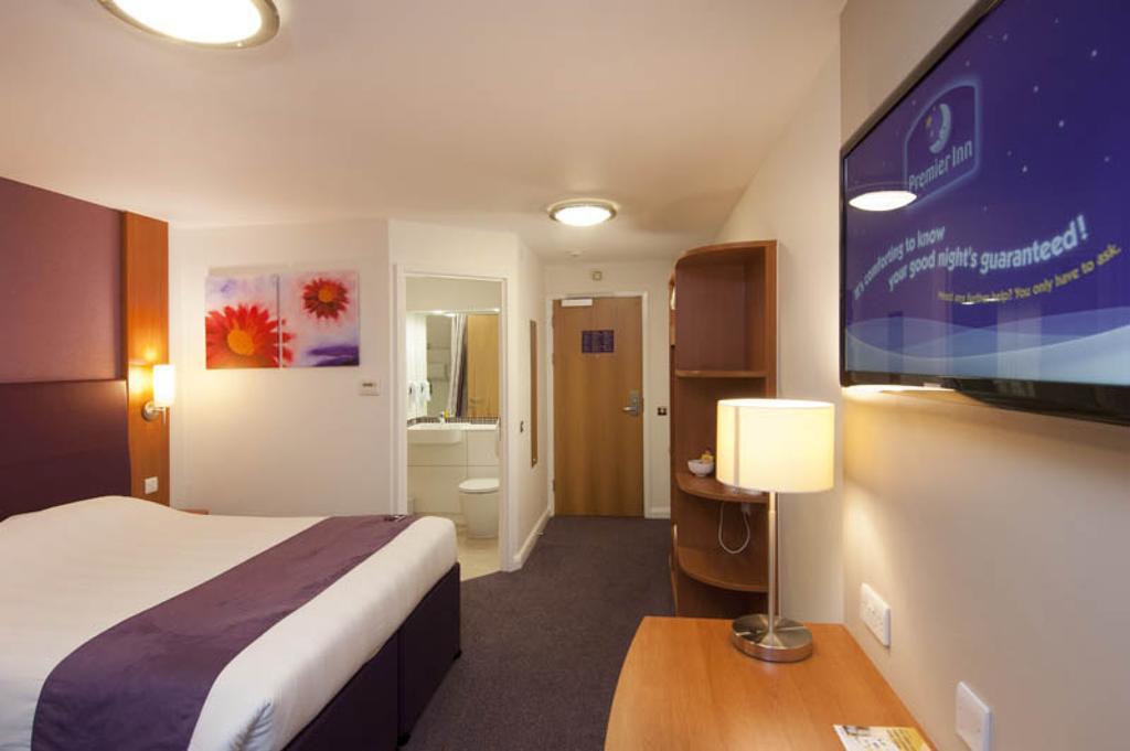 Premier Inn Dover East Dış mekan fotoğraf