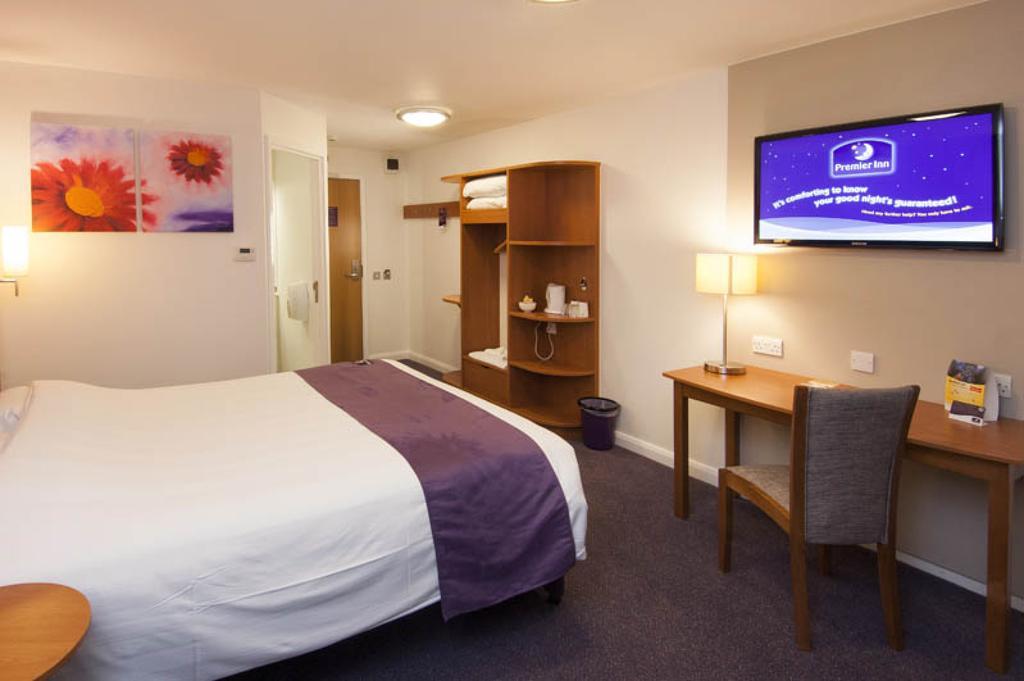 Premier Inn Dover East Dış mekan fotoğraf
