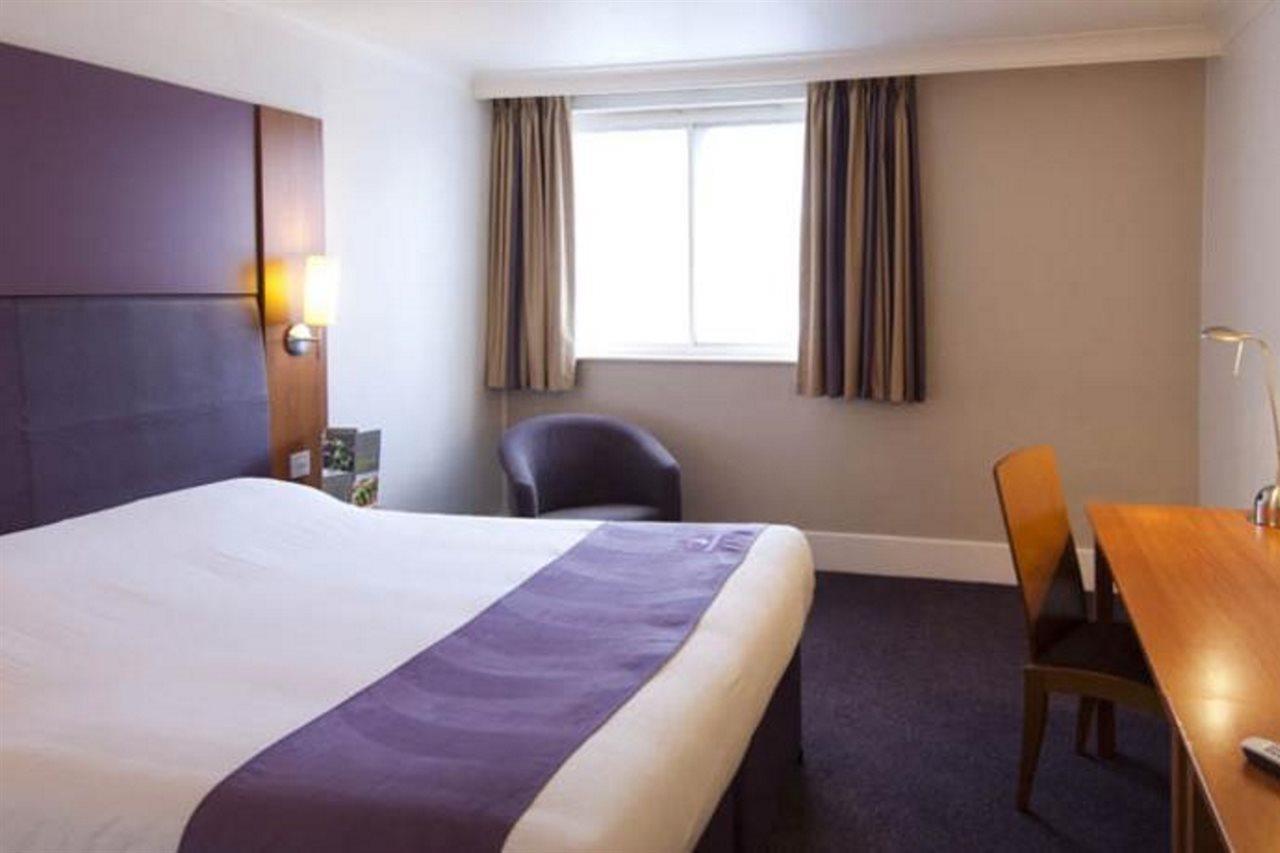 Premier Inn Dover East Dış mekan fotoğraf